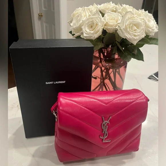Like New Saint Laurent YSL Toy Loulou Matelasse Bag in Bright Pink - Picture 3 of 11